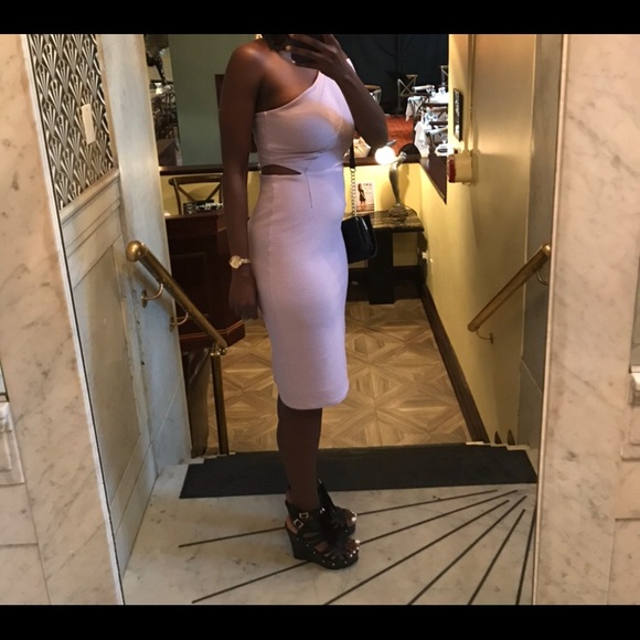 Dress - Picture 3 of 4